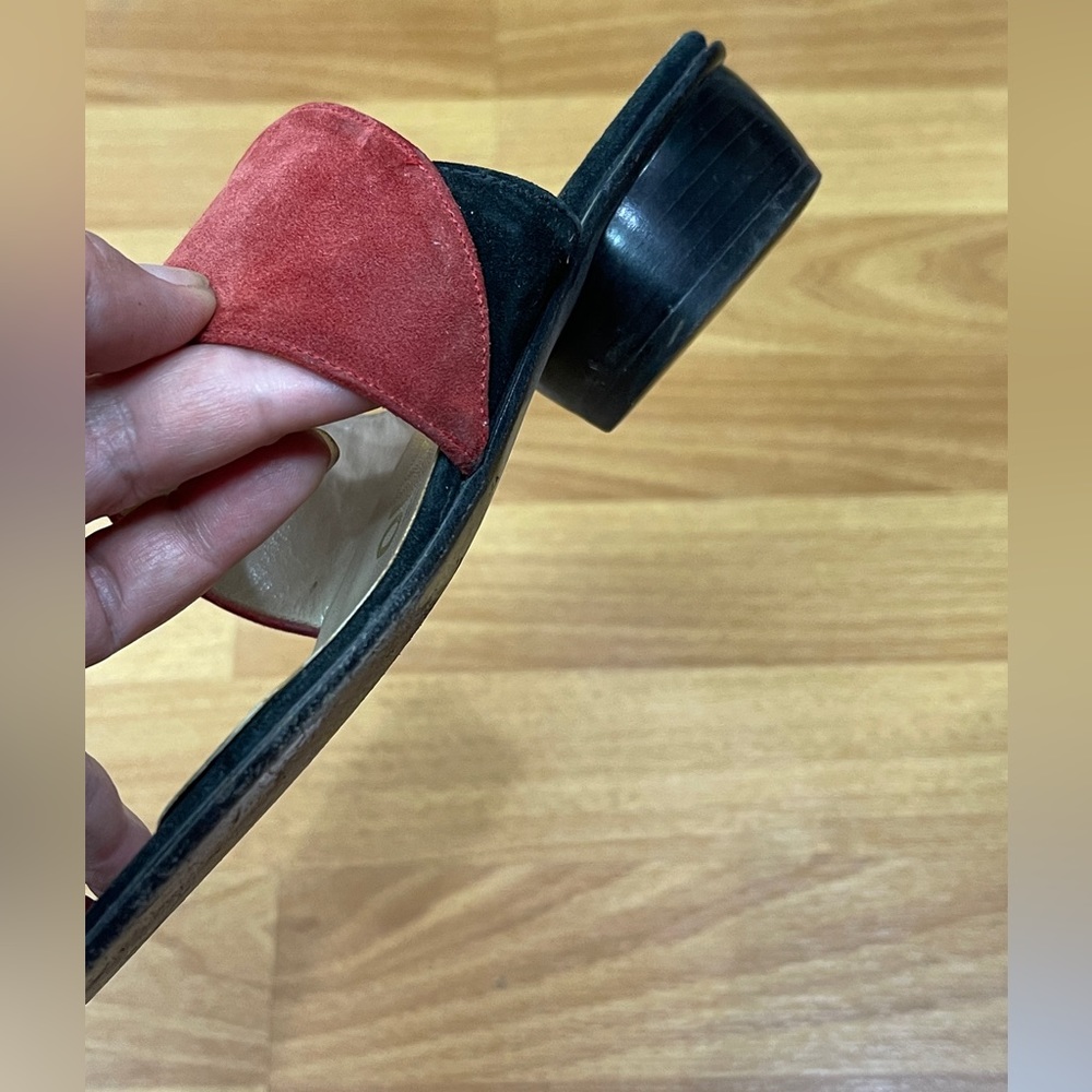 Beautifully Designed And Comfortable. - image 4